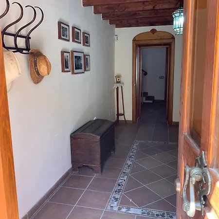 Rural House, Quiet Environment. Pool. Jacuzzi. Free Wifi 別荘