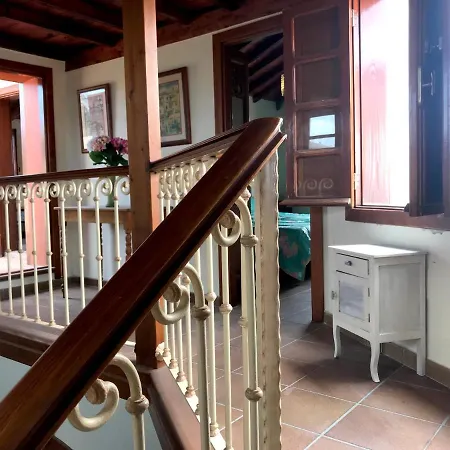 別荘 Rural House, Quiet Environment. Pool. Jacuzzi. Free Wifi