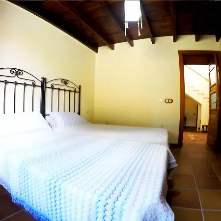 Rural House, Quiet Environment. Pool. Jacuzzi. Free Wifi * Vilaflor